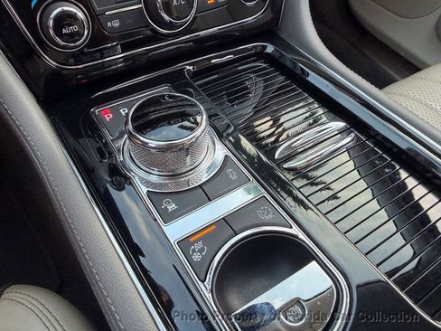 Used 2017 Jaguar XJ R-Sport RWD image 68