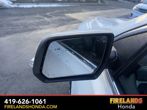 Used 2020 GMC Acadia SLT w/ Trailering Package image 11