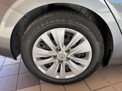 Used 2025 Nissan Sentra S image 28