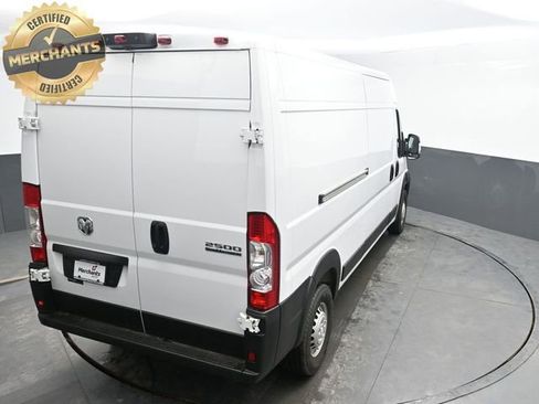 Used 2025 RAM ProMaster 2500 w/ Convenience Group image 29