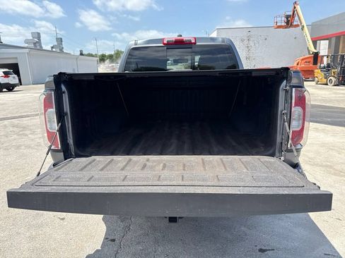 Used 2022 GMC Canyon AT4 w/ Trailering Package AWD/4WD image 18