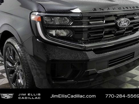 Used 2025 Ford Expedition Max Platinum w/ Stealth Appearance Package AWD/4WD image 41