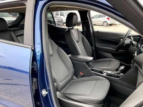 Used 2022 Buick Encore GX Select image 9