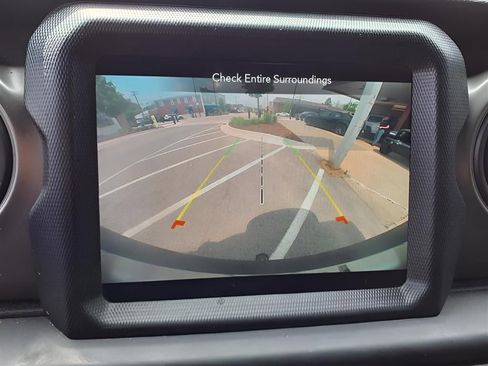 Used 2022 Jeep Wrangler Unlimited Sport w/ Sun And Sound Package AWD/4WD image 11