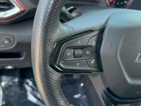 Used 2022 Chevrolet TrailBlazer RS w/ Technology Package image 27