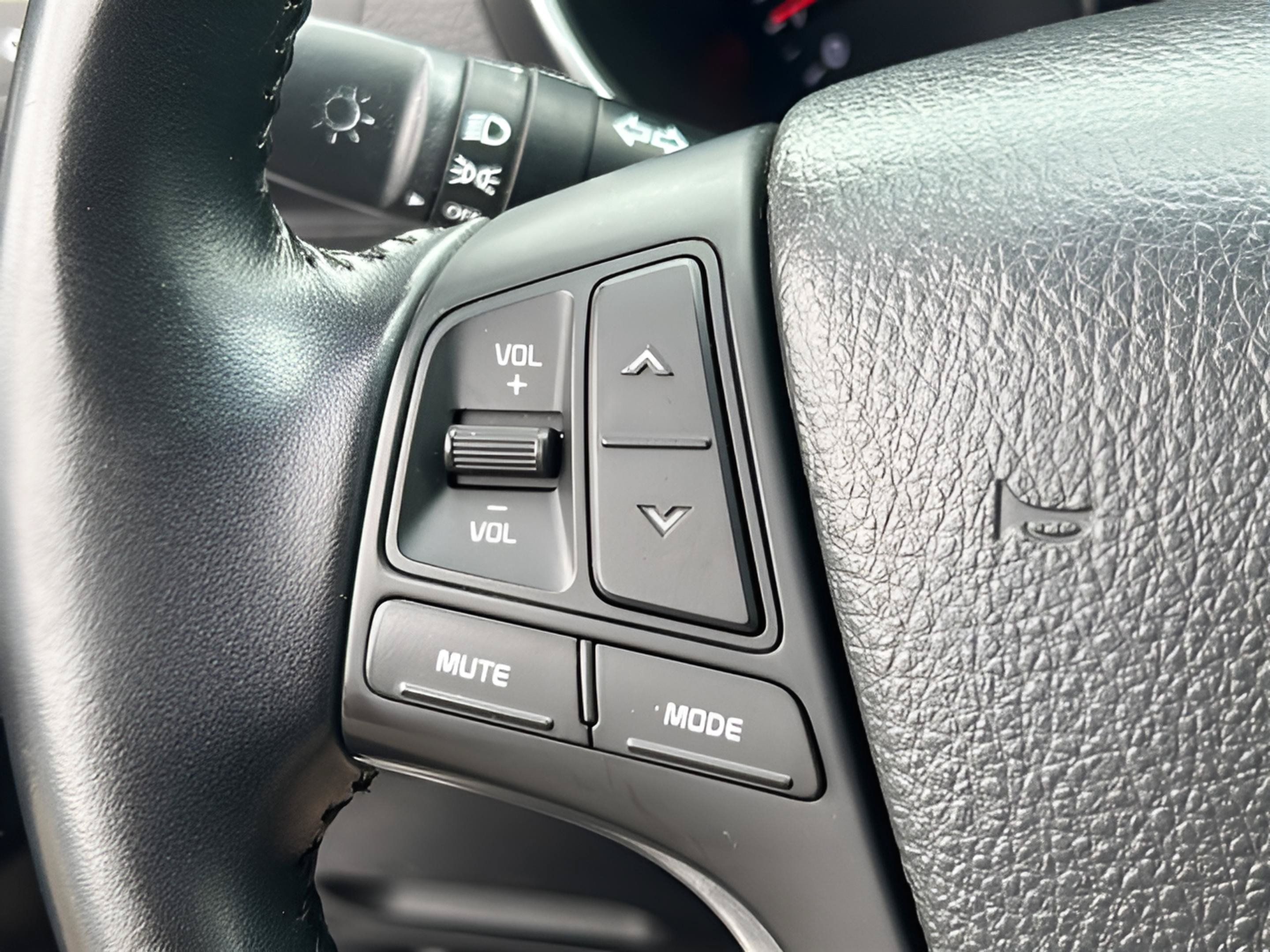 Used 2014 Kia Sorento LX FWD image 16