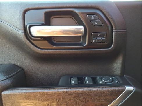 Used 2019 GMC Sierra 1500 Denali w/ LPO, GMC Protection Package image 17