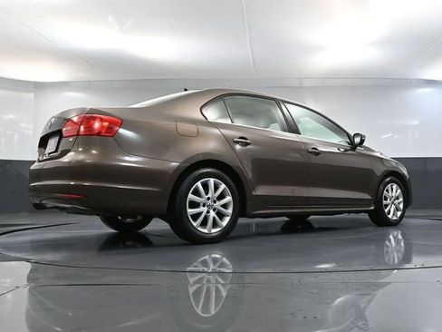 Used 2014 Volkswagen Jetta SE image 46