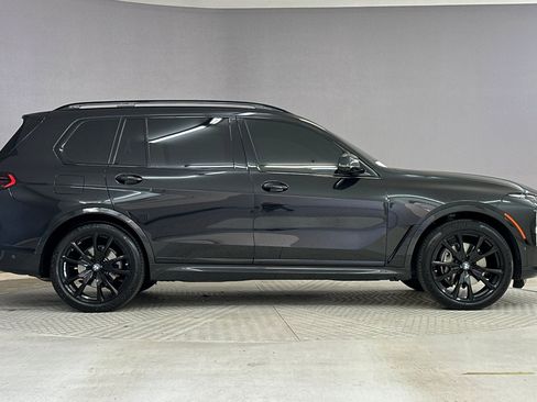 Used 2024 BMW X7 xDrive40i w/ M Sport Package image 7