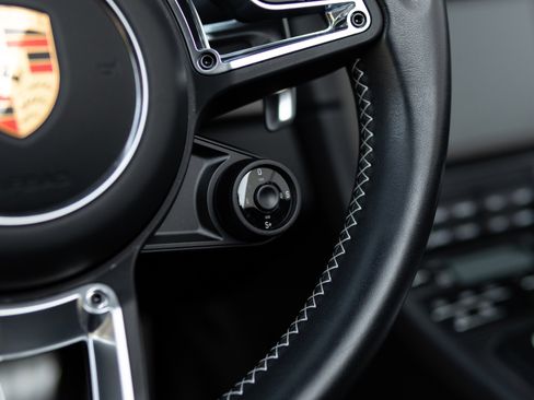 Used 2019 Porsche 911 Turbo S image 38