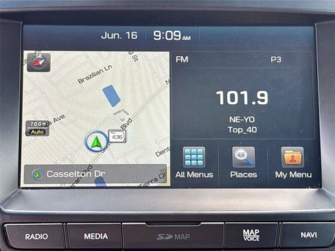 Used 2017 Hyundai Santa Fe AWD w/ SE Ultimate Tech Package 03 image 15