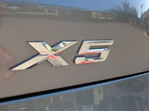 Certified 2024 BMW X5 xDrive40i w/ Premium Package image 12