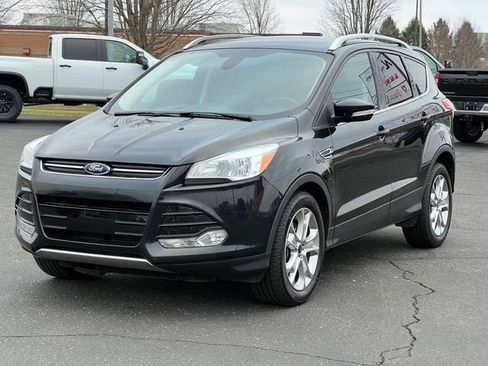Used 2015 Ford Escape Titanium image 40