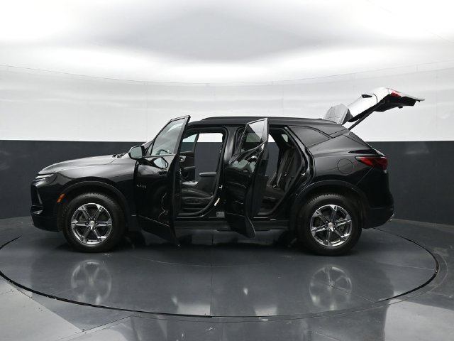 Used 2024 Chevrolet Blazer LT w/ Convenience Package FWD image 50