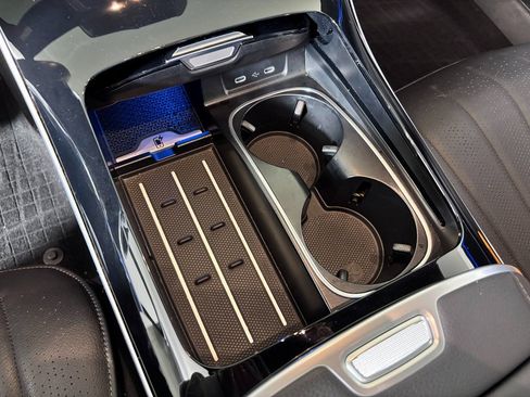 Certified 2022 Mercedes-Benz S 500 4MATIC w/ AMG Line Package image 26