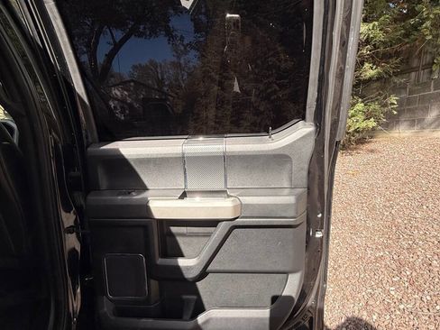 Used 2018 Ford F150 Lariat image 15