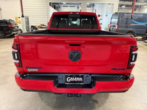 Certified 2024 RAM 2500 Big Horn w/ Night Edition AWD/4WD image 22