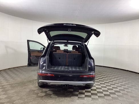 Used 2017 Audi Q7 3.0T Premium Plus w/ Premium Plus Package image 37
