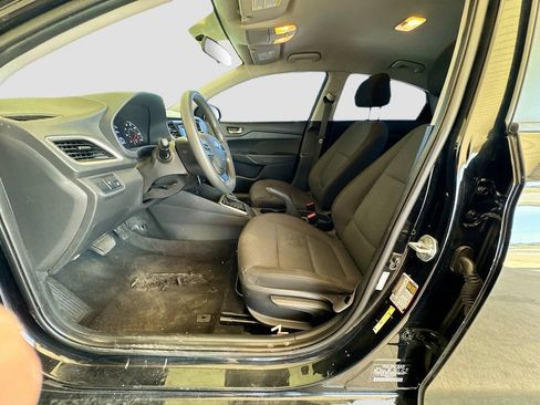 Used 2022 Hyundai Accent SE FWD image 22