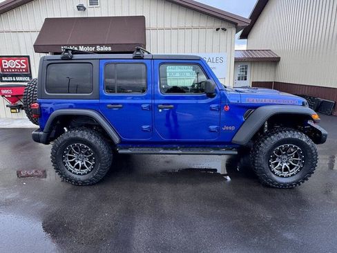 Used 2019 Jeep Wrangler Unlimited Rubicon w/ Advanced Safety Group AWD/4WD image 2