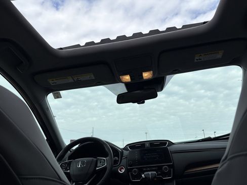 Used 2019 Honda CR-V Touring image 39