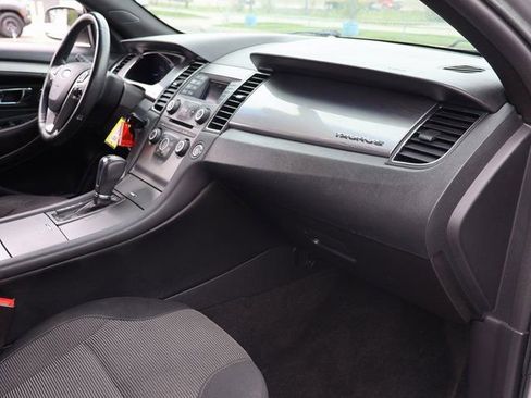 Used 2015 Ford Taurus SEL FWD image 9