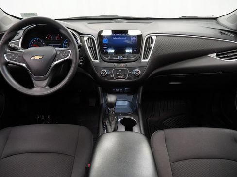 Used 2022 Chevrolet Malibu LS FWD image 3