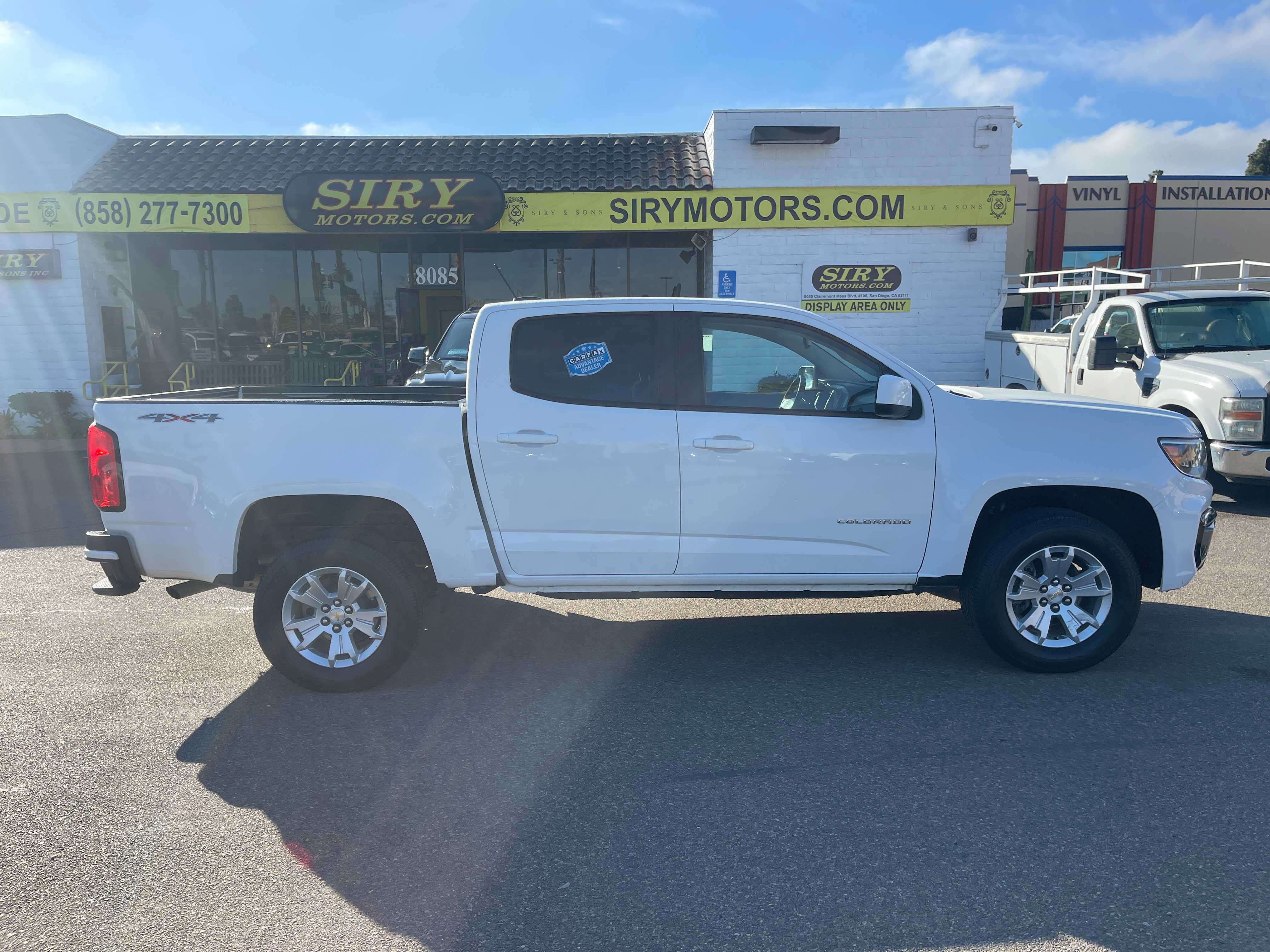 Used 2021 Chevrolet Colorado LT AWD/4WD image 2