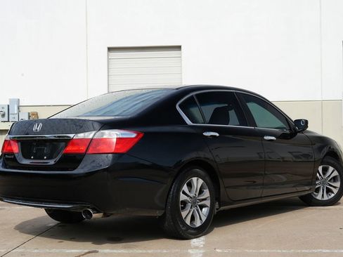Used 2015 Honda Accord LX image 3