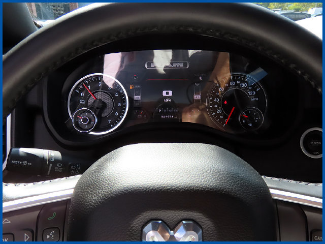 Used 2022 RAM 1500 Big Horn AWD/4WD image 16