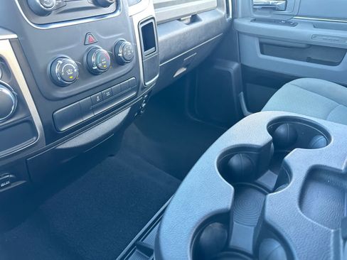 Used 2019 RAM 1500 Classic SLT RWD image 25