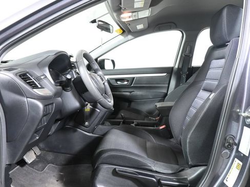 Used 2018 Honda CR-V LX image 3