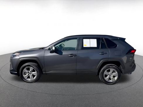 Used 2025 Toyota RAV4 XLE image 9