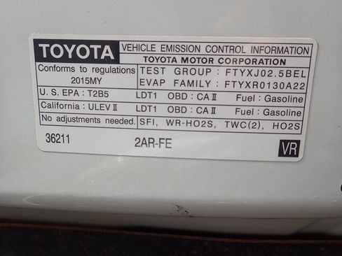 Used 2015 Toyota RAV4 XLE AWD/4WD image 38