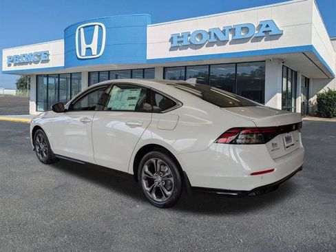 New 2026 Honda Accord EX-L image 5