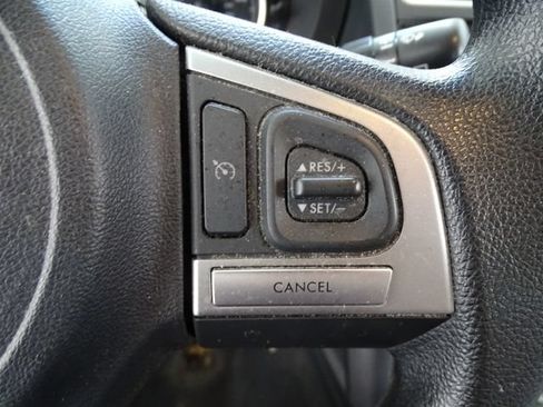 Used 2018 Subaru Forester 2.5i Premium w/ All-Weather Package AWD/4WD image 8