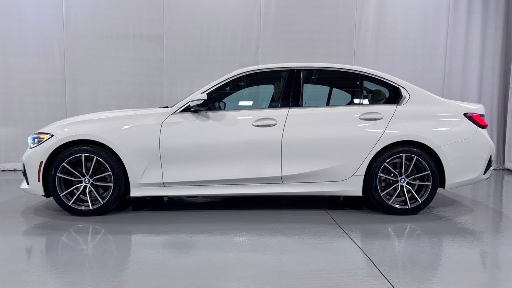 Used 2020 BMW 330i xDrive Sedan w/ Convenience Package AWD/4WD image 9