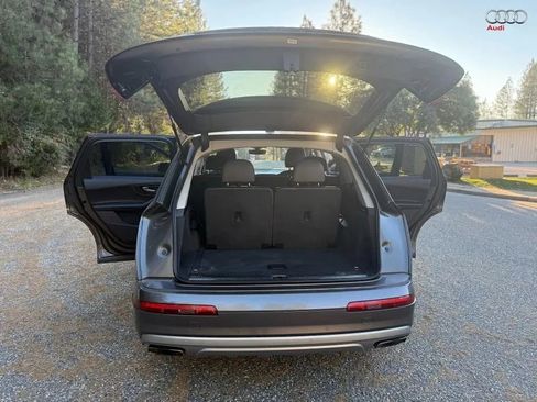 Used 2018 Audi Q7 3.0T Premium Plus image 17
