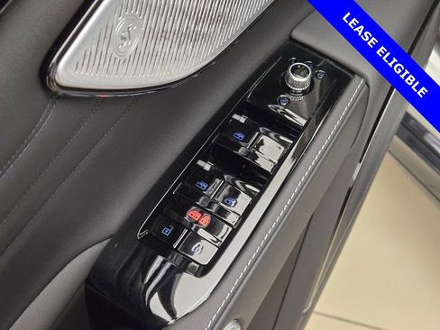 Used 2025 Maserati Grecale Modena image 32