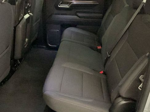 Used 2023 Chevrolet Silverado 1500 RST w/ Z71 Off-Road Package AWD/4WD image 10