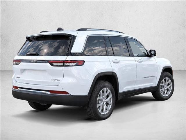 Used 2023 Jeep Grand Cherokee Limited AWD/4WD image 15