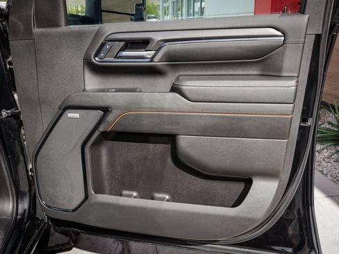Used 2024 GMC Sierra 2500 AT4 w/ AT4 Premium Plus Package AWD/4WD image 26