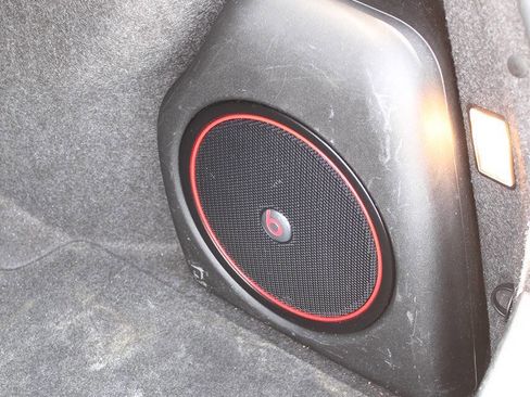 Used 2018 Chrysler 300 S w/ 300S Premium Group image 19