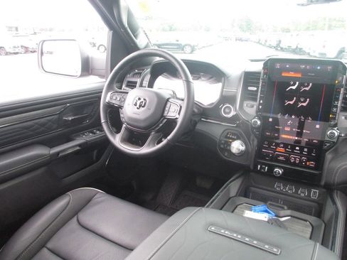 Used 2026 RAM 1500 Limited AWD/4WD image 31
