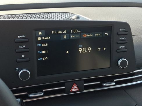 New 2026 Hyundai Elantra SE image 14