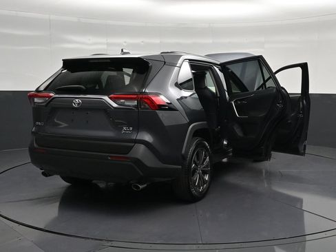 Used 2025 Toyota RAV4 XLE Premium w/ Weather Package AWD/4WD image 37