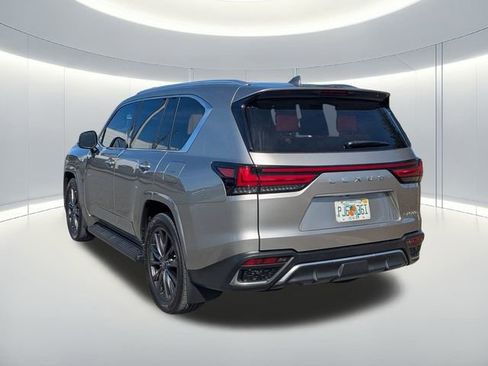 Used 2024 Lexus LX 600 F Sport image 7