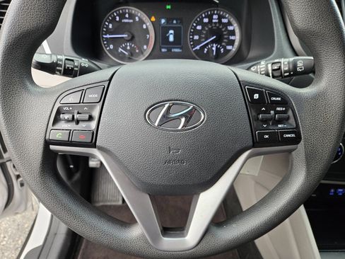 Used 2017 Hyundai Tucson SE image 15