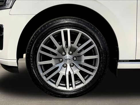 Used 2023 Ford Expedition Platinum AWD/4WD image 33