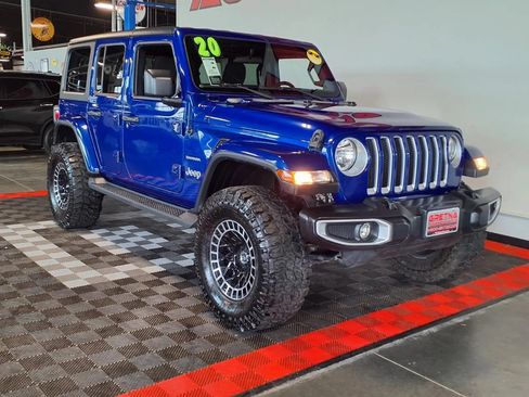 Used 2020 Jeep Wrangler Unlimited Sahara AWD/4WD image 2